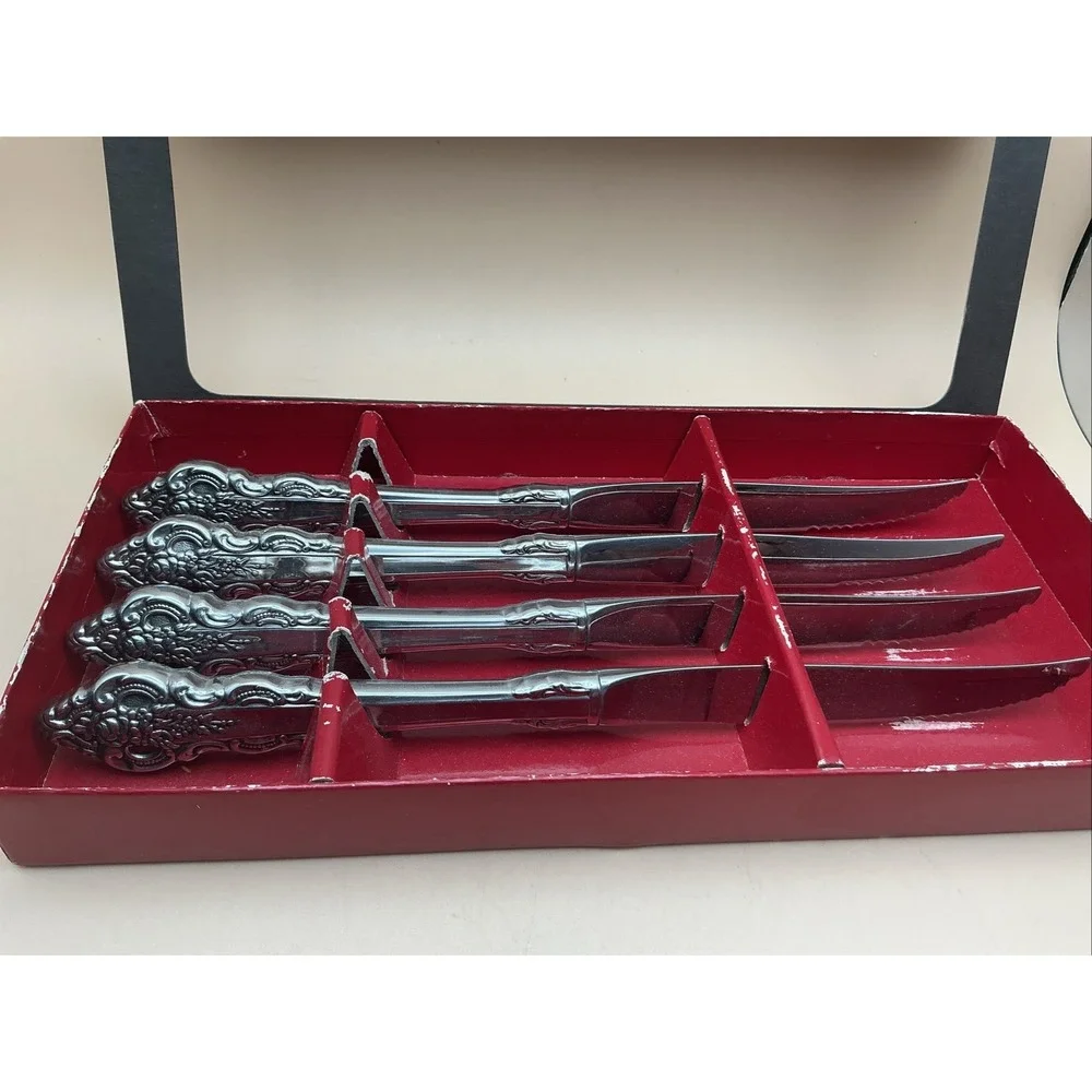 Vtg Oneida Community Stainless Steak Knives Set of 4 Ornate Handle, New Open Box